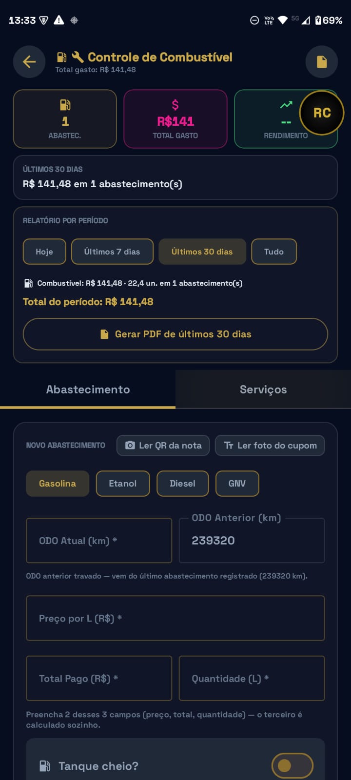 Tela de controle de combustível com total gasto e registro de abastecimento